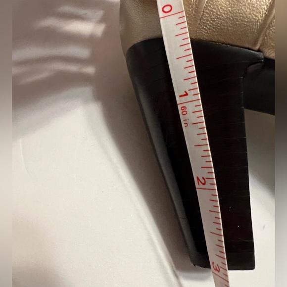 Nurture Women’s Size 7.5m Gold Peep Toe 3inch Heels - Picture 8 of 14